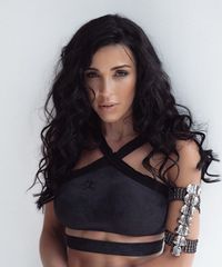 B Jones - Artiste programmé au Tomorrowland Winter 2026