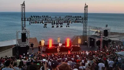 Demi Festival