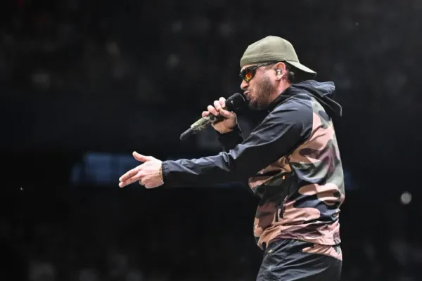 Jul annoncé dans un festival à Fréjus en 2026