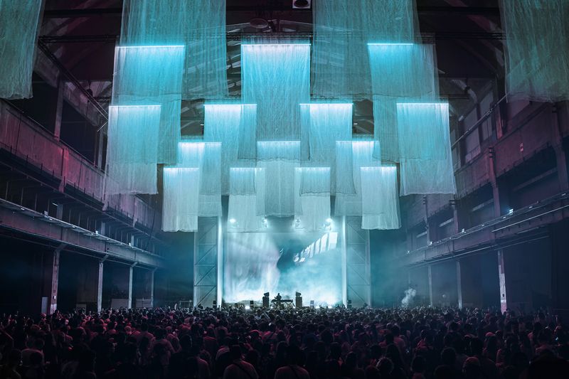 Le guide des Nuits Sonores 2026 : cinq jours au cœur des cultures électroniques à Lyon